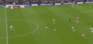 1710699657287092544.gif 【足总杯】阿马德绝杀+脱衣染红,曼联加时4-3利物浦